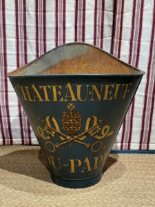 campana recolecta uvas de Châteauneuf-du-Pape